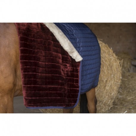 COUVERTURE D'ECURIE EQUITHEME TEDDY DOUBLEE MOUTON SYNTHETIQUE 150G MARINE/ECRU